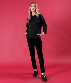 Pantaloni din catifea elastica neagra cu elastic in talie