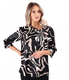 Bluza din satin de viscoza imprimat cu motive geometrice si guler esarfa